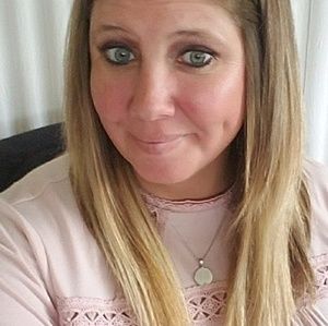 Meet your Posher, Janelle